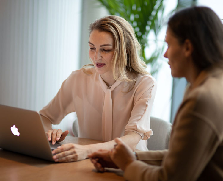 Tips and tricks to cultivate a positive mindset B2 2